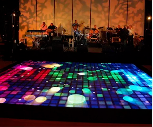 최신 회사 블로그 LED 댄스 플로어의 전력 소비 비용 및 지속 가능성